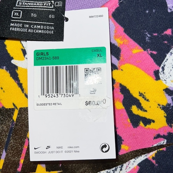 NWT Nike Standard Fit Long Sleeve Crop Top Sweater - Picture 4 of 6